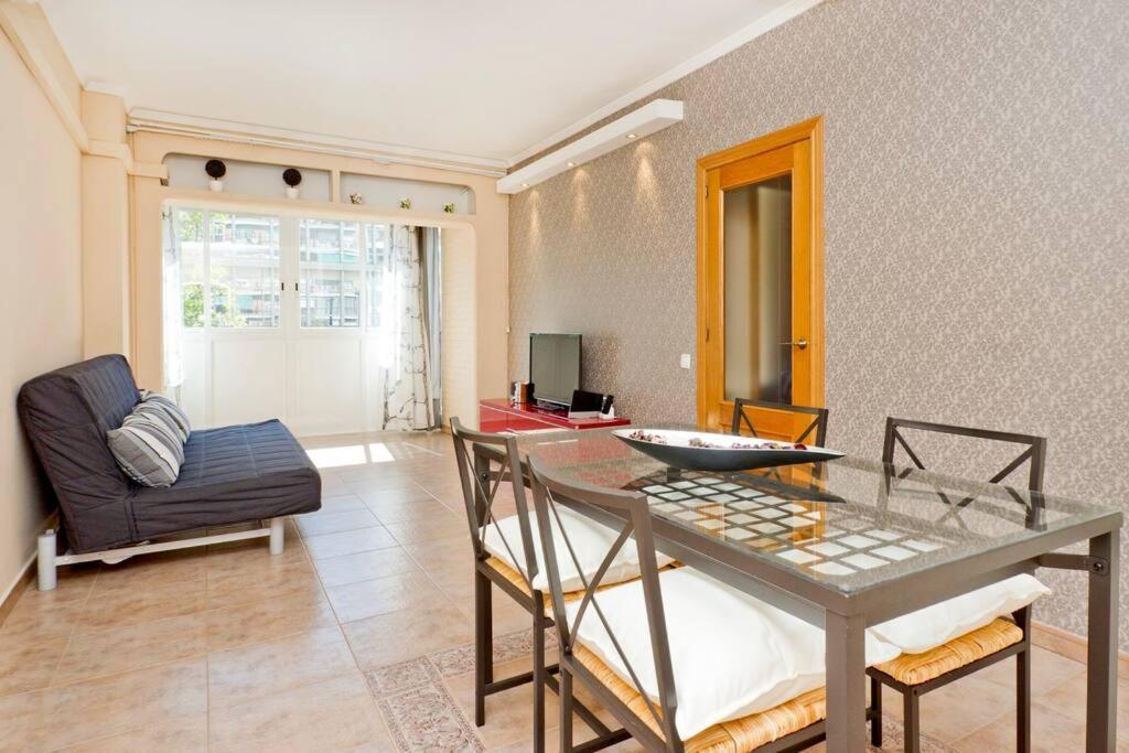 Glorias:Sagrada Familia 15 Minutos - Playa 20 Minutos Apartment Barcelona Exterior photo