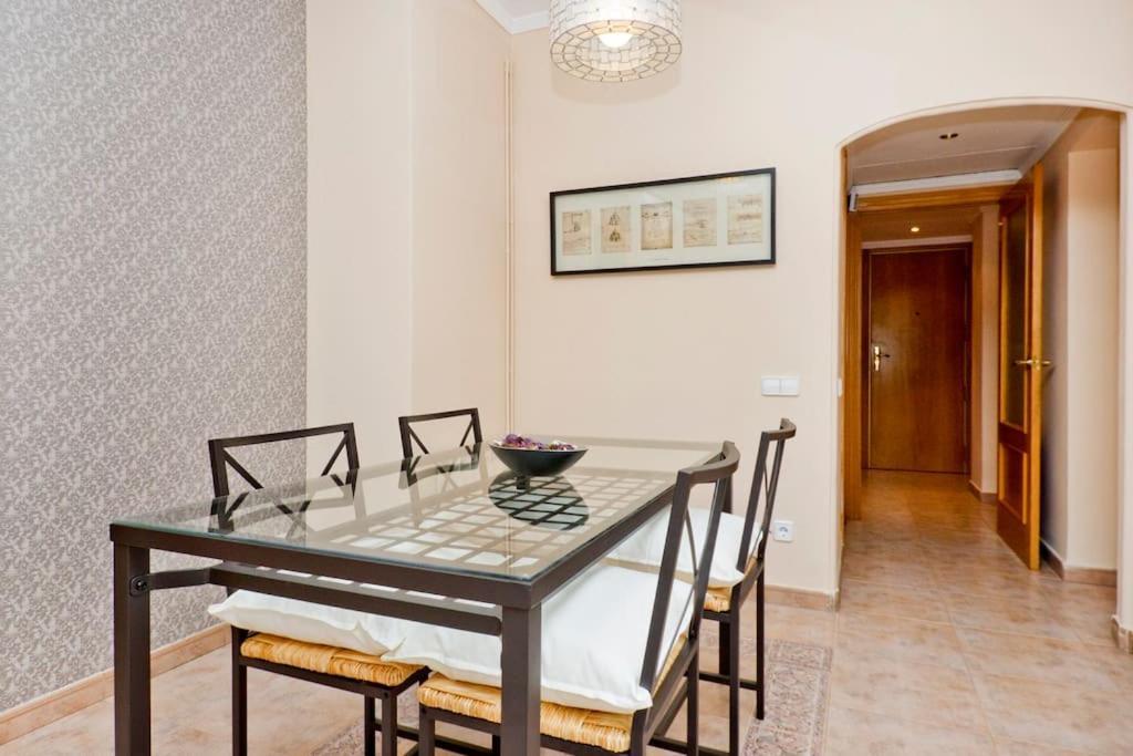 Glorias:Sagrada Familia 15 Minutos - Playa 20 Minutos Apartment Barcelona Exterior photo